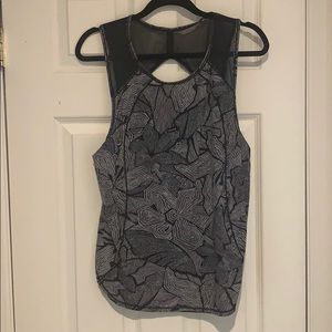 COPY - COPY - Lululemon Sculpt Tank Size 10
